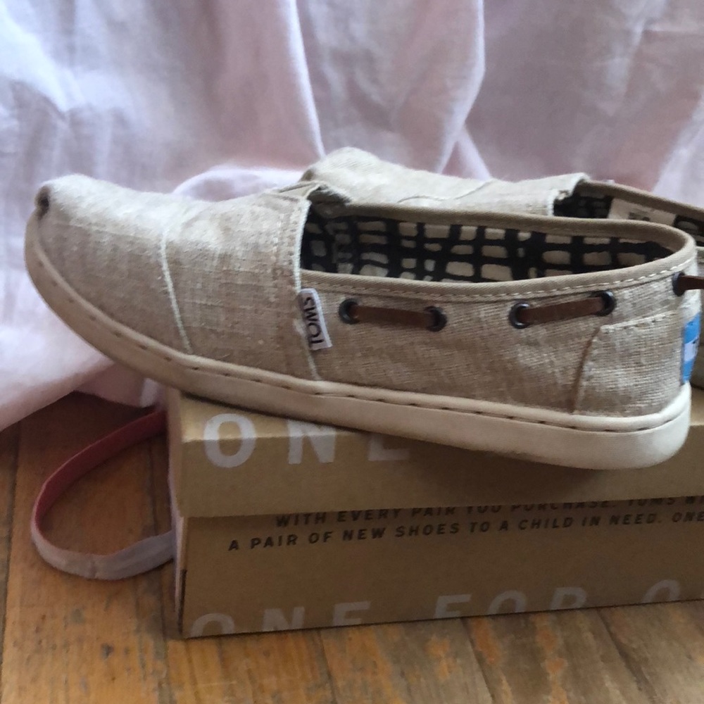 Girls Toms Linen shoe